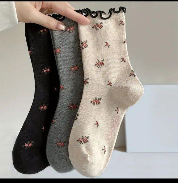 جوراب ساقدار لب فر گل ریز